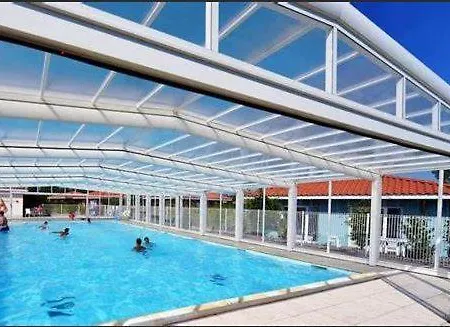 Вилла Superbe Villa Dans Residence Avec 2 Piscines Chauffees Паранти-ан-Борн